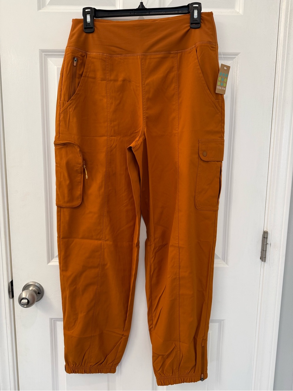 NWT TITLE NINE Cordillera Hiking Pants in Dusty Ridge Orange Size Medium